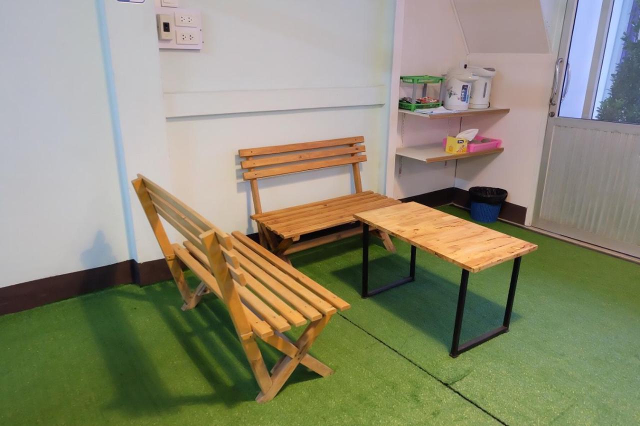 Jd Hostel Аюттхая Экстерьер фото