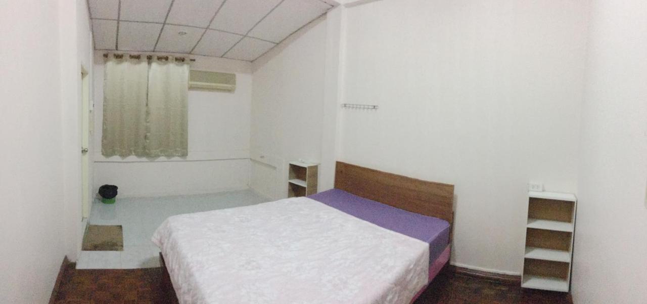 Jd Hostel Аюттхая Экстерьер фото
